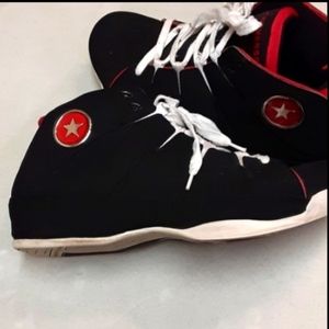 Vintage Converse Basketball Sneaker 🐦